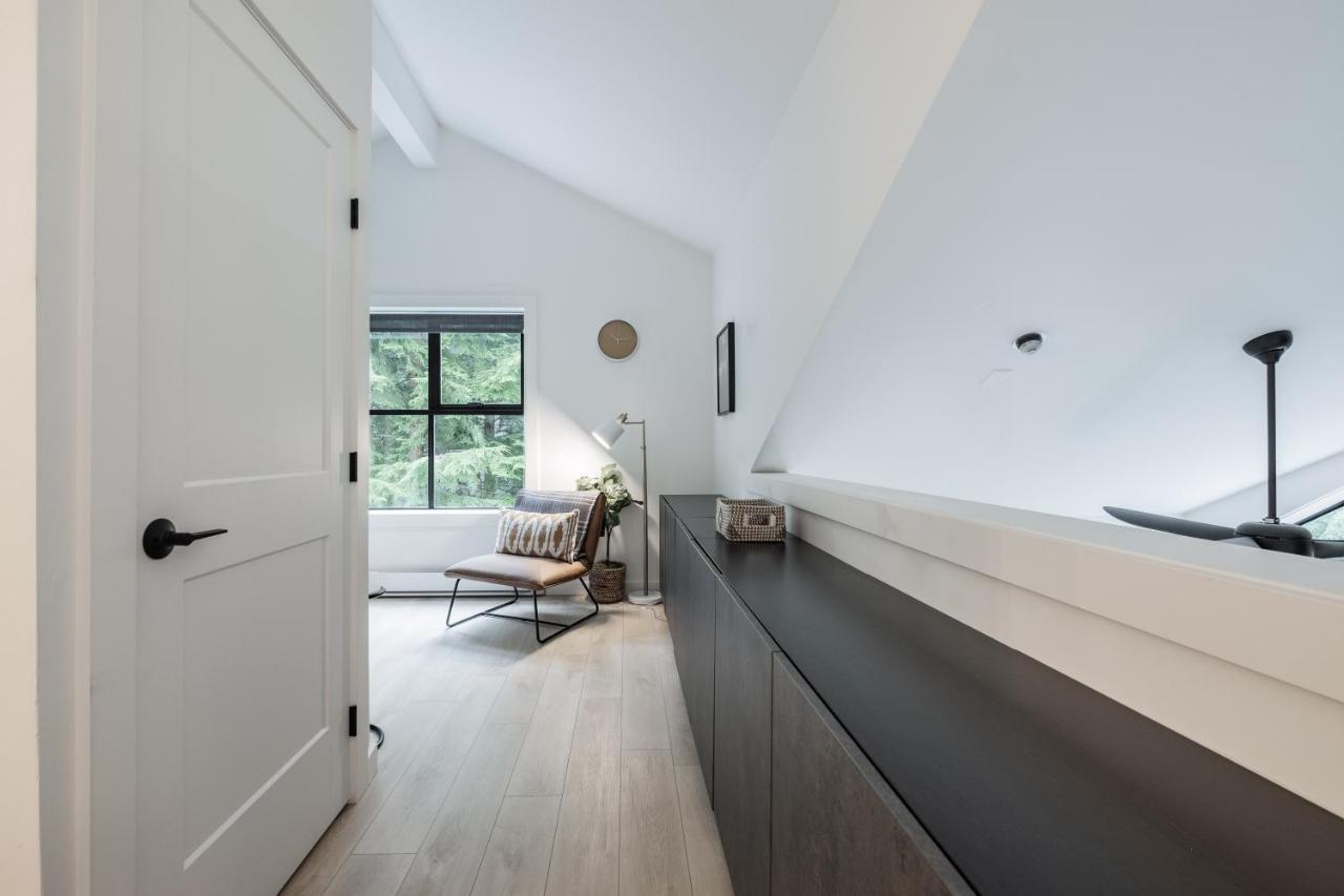 Villa Powderview 24 By Outpost Whistler Exterior foto